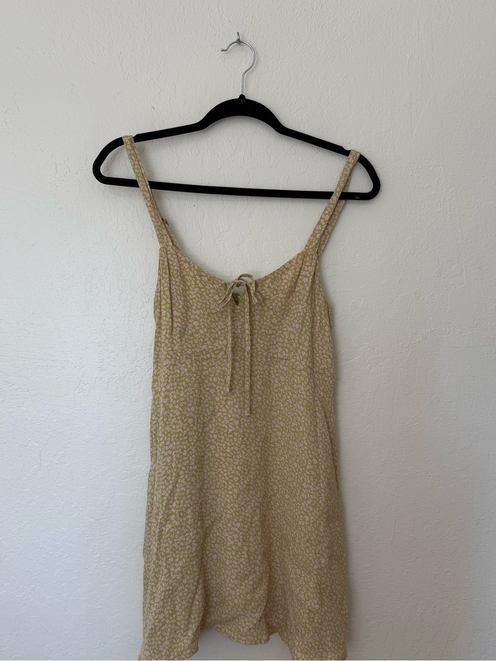 Miramar sirena Light Yellow Floral Tie-Front Sundress size medium